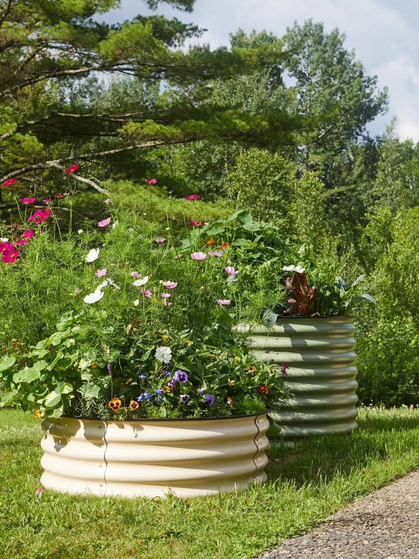 Birdies⢠Round Metal Raised Bed - Image 2