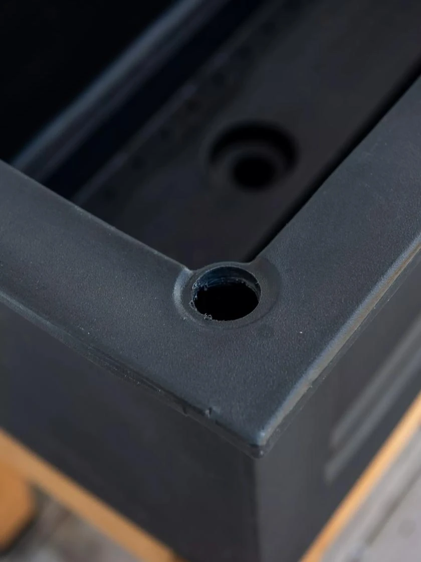 Fairfield Self-Watering Elevated Garden Bed - Image 6